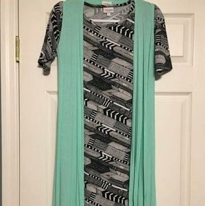 NWOT LULAROE Mint Green Medium Joy